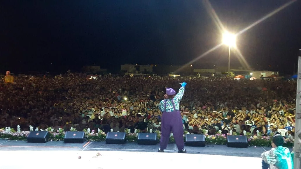 Público durante una presentación de Peluquín